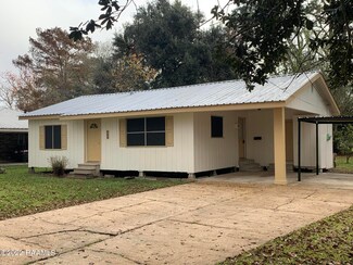 608 Druilhet St, Jeanerette, LA 70544