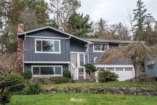 26433 Kingsview Loop NE, Kingston, WA 98346
