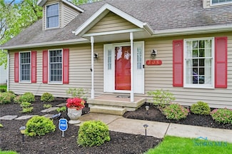 805 N Hill Trail, Findlay, OH 45840