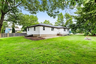 54-56 Avery St, Ipswich, MA 01938
