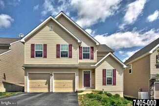 695 Thomas Armor Dr, Windsor, PA 17366