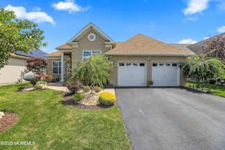 130 Masters Dr, Monroe Township, NJ 08831