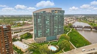 1 Miranova Place Unit 2120, Columbus, OH 43215