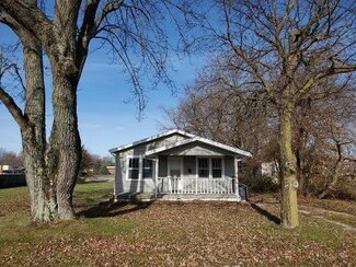 416 E 10th St, Anderson, IN 46012