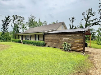 20821 Coontail Rd, Aberdeen, MS 39730