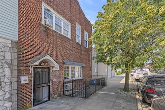 976 Sackett Ave, Bronx, NY 10462