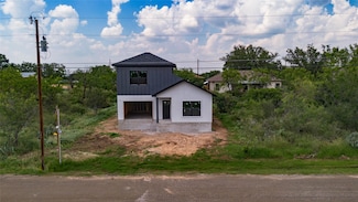 212 Southwood Dr, Granite Shoals, TX 78654