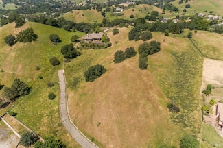 1020 Mulberry Ct, Vacaville, CA 95688