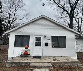 212 E Summit Ave, Muskegon, MI 49444