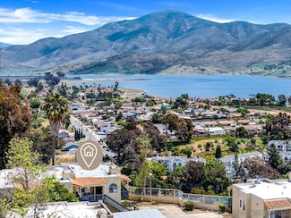 8475 Avenida Angulia Unit 19, Spring Valley, CA 91977