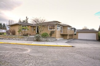 417 4th Ave N, Edmonds, WA 98020