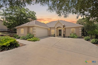721 Gallagher Dr, Canyon Lake, TX 78133