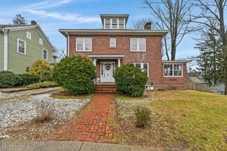 729 Scott St, Stroudsburg, PA 18360