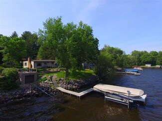 200 Pacific Rd, Merrimac, WI 53561