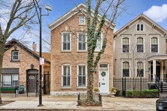1636 N Cleveland Ave, Chicago, IL 60614