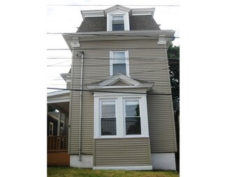 8 Hersam St, Stoneham, MA 02180