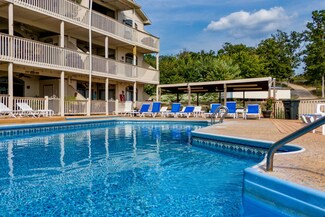 49 Aqua Finn Dr Unit 3A, Lake Ozark, MO 65049