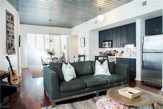 620 Glen Iris Dr NE Unit 223, Atlanta, GA 30308