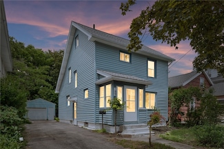189 Cummings St, Rochester, NY 14609
