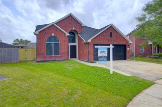 7206 Foxcrest Ln, Humble, TX 77338