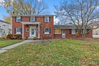 1729 Chamberlain Ave SE, Grand Rapids, MI 49506