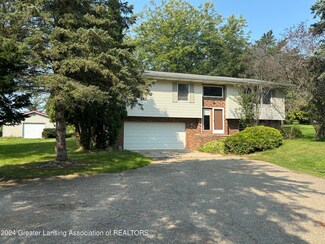 1361 N Stewart Rd, Charlotte, MI 48813