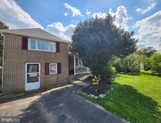 2536 Rosewood Ave, Abington, PA 19001