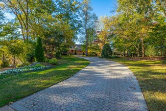 7998 Giorgio Cir, Ooltewah, TN 37363