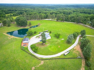 2730 Cooley Ford Rd, Tennessee Ridge, TN 37178