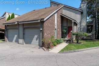 7427 Radcliff Ct Unit 62, West Bloomfield, MI 48322
