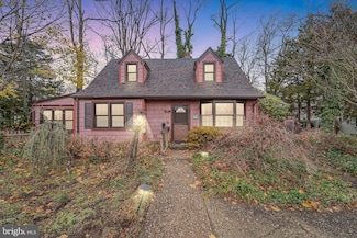 301 Reillywood Ave, Haddonfield, NJ 08033