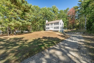 16 Captain Danforth Ln, Amherst, NH 03031