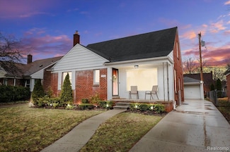 8156 Grayfield St, Dearborn Heights, MI 48127