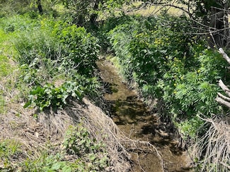 650 County Road R, Yutan, NE 68073