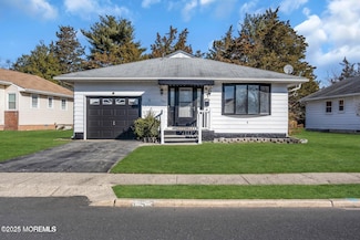 153 Fox Glove Run, Toms River, NJ 08755