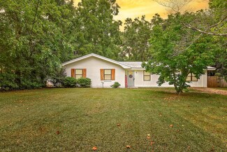 2306 Kristi Lea Dr, Dothan, AL 36303