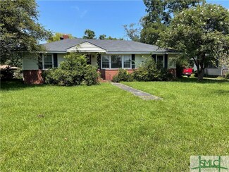 14 Coleraine Dr, Savannah, GA 31407