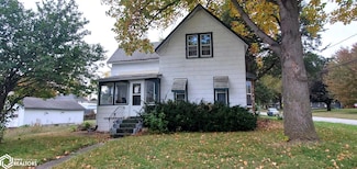 422 N 12th St, Clarinda, IA 51632