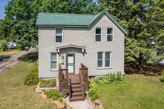 815 West St, Baraboo, WI 53913