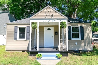 4826 Winthrop St, Norfolk, VA 23513