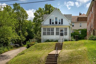 870 University Ave, Dubuque, IA 52001