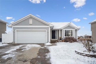 705 SE Prairie Park Ln, Waukee, IA 50263