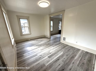 85 Tripp St, Forty Fort, PA 18704
