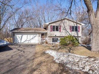 8204 Taylor St NE, Minneapolis, MN 55432