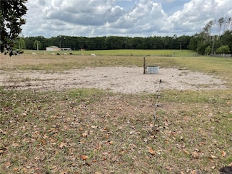 9750 NE 49th St, Bronson, FL 32621