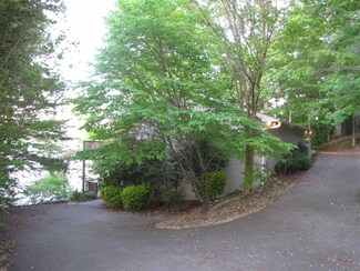 285 Thompson Dr, Cherokee, AL 35616