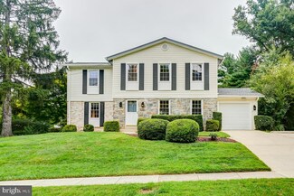 14200 Woodcrest Dr, Rockville, MD 20853