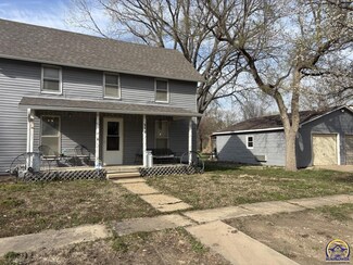 112 E 4th St, Allen, KS 66833