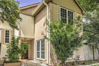 4800 Palmetto St, Bellaire, TX 77401