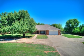 4205 Sooner Cir, Edmond, OK 73034